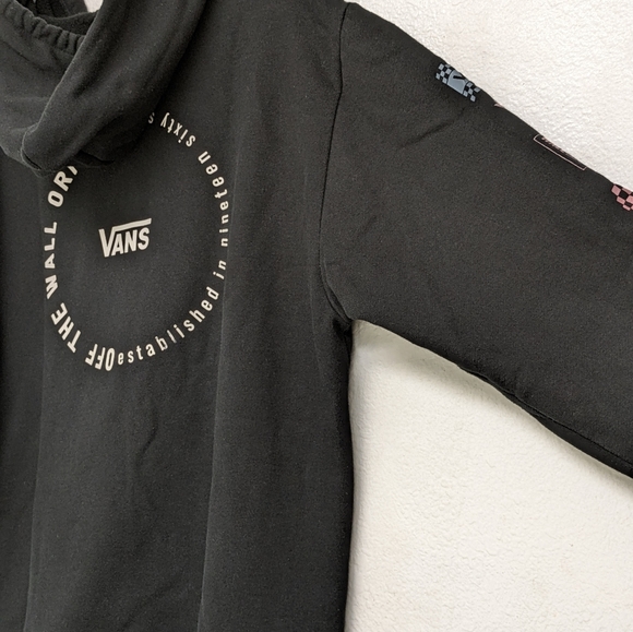 VANS Woman's Graphic Logo Pullover Hoodie. - Picture 4 of 10